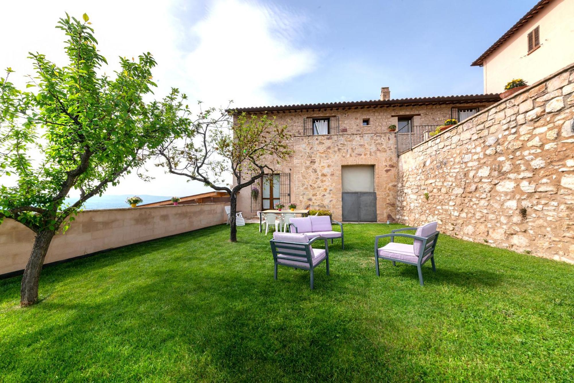 Le Terrazze Di Cancellara Foligno Exterior photo